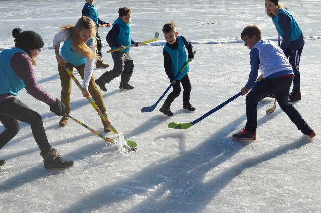 Eishockey im Winterferienlager